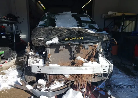 2019 Toyota Highlander Le from USA, damaged, VIN 5TDBZRFH2KS980637